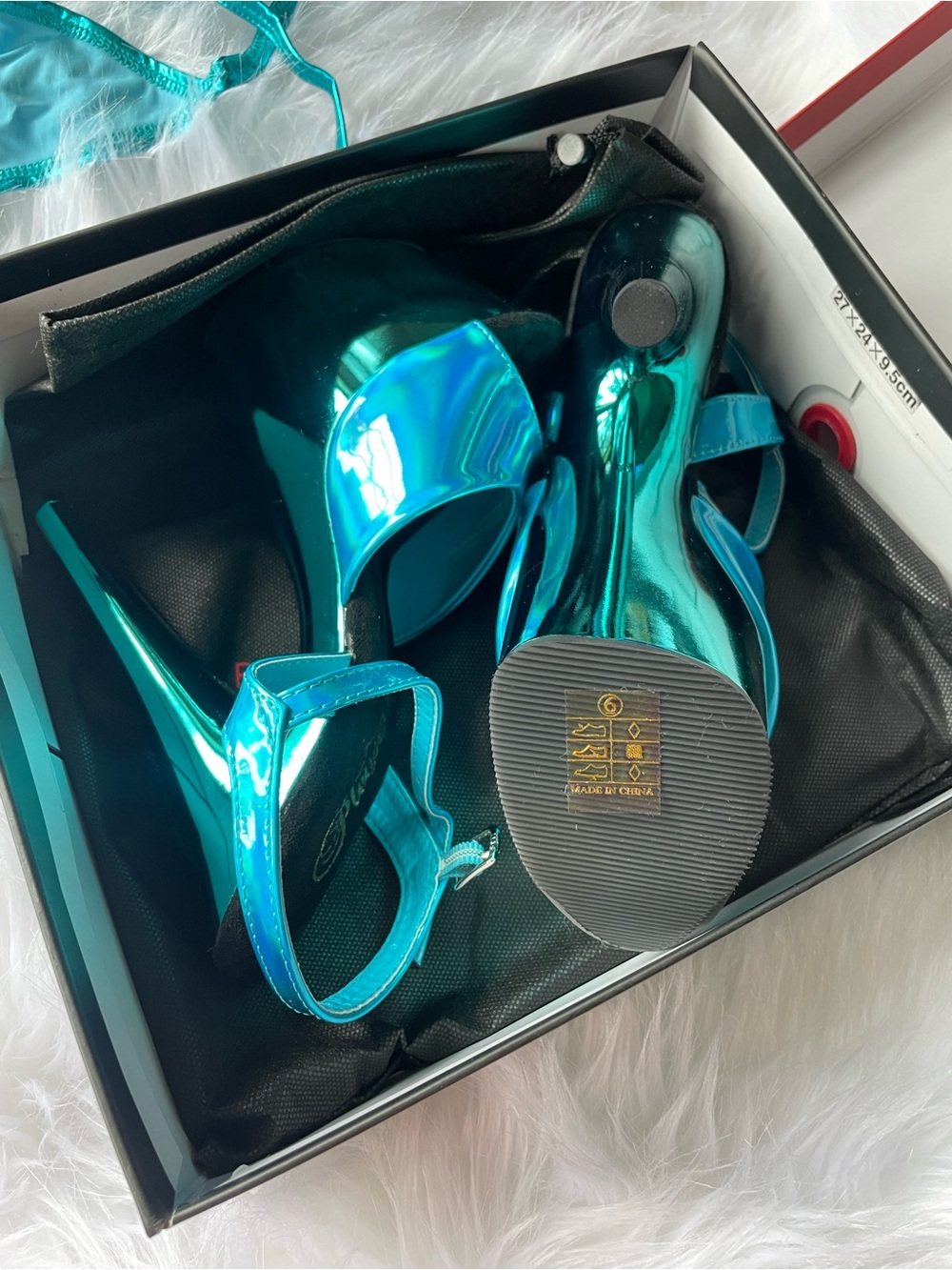 Pleaser Adore turquoise hologram platform with matching Yandy turquoise set - Picture 3 of 6